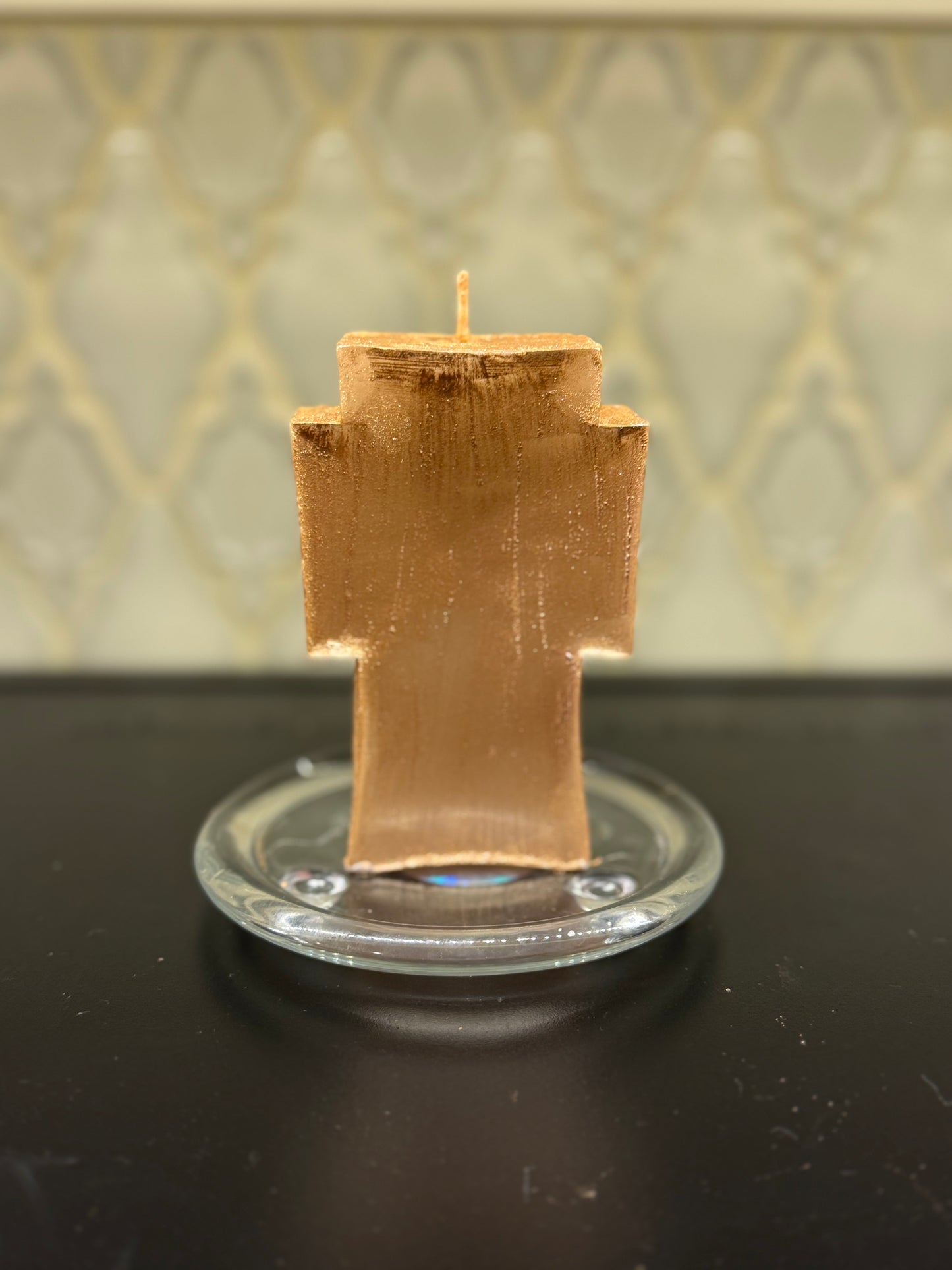 🕊️ In His Image – Sculpted Devotion Candle